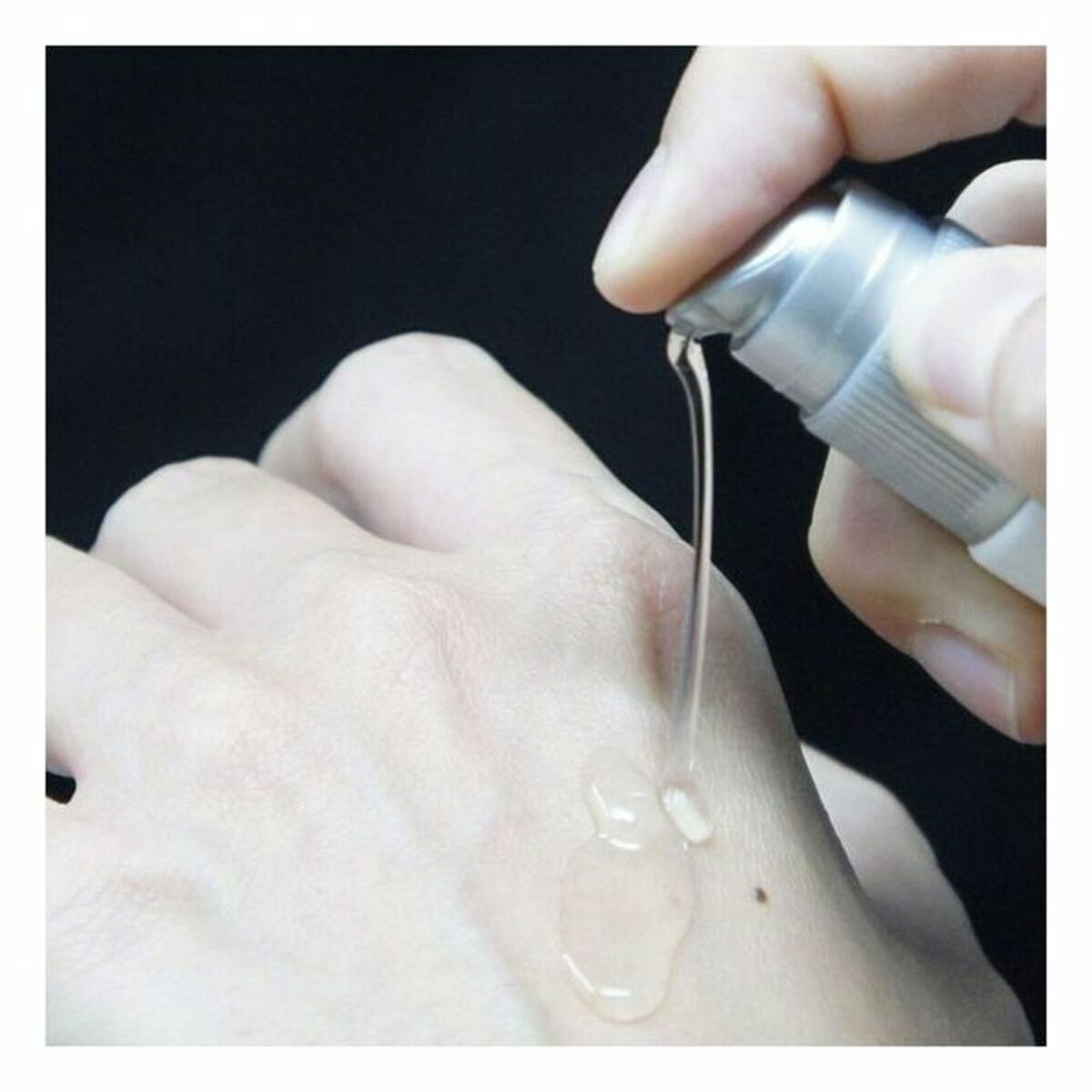 V9HDB87D433214272E515A8B9CAAC402283R1076217P3